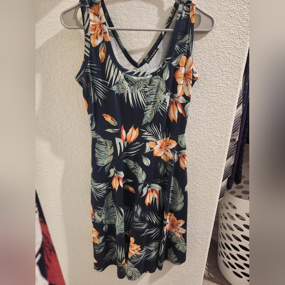 Fensace Floral Sleeveless Dress - Picture 1 of 2